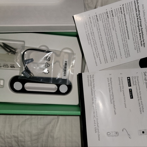 New Arlo Wired Video Doorbell - Picture 3 of 4